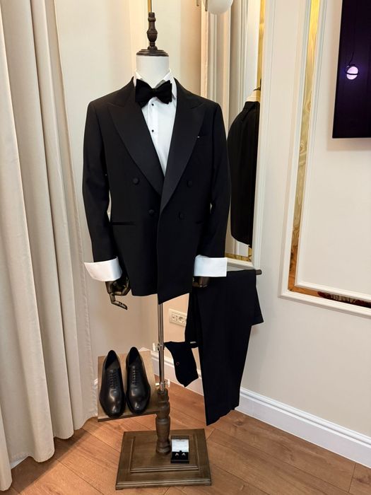 Scaune  evenimente și mese rotunde evenimente