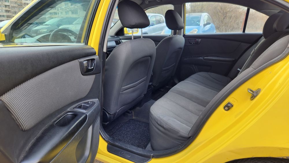 Киа Маджентис 2.0,16V,бензин-метан