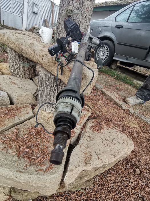 Кормилен прът, капак клапани и картер BMW e 36 m43