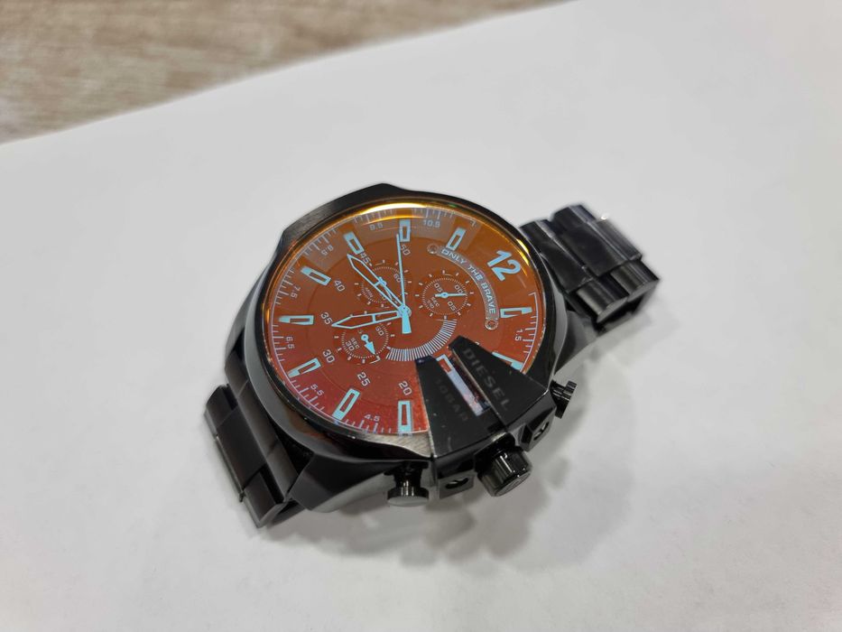 Часовник Diesel DZ4318 Mega Chief 51 мм.