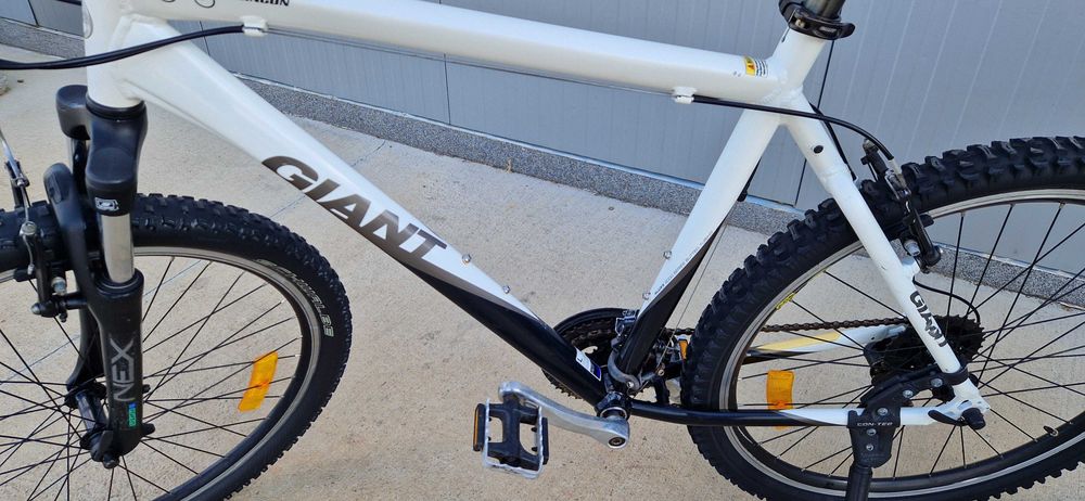 Алуминиев велосипед Giant колело 26"