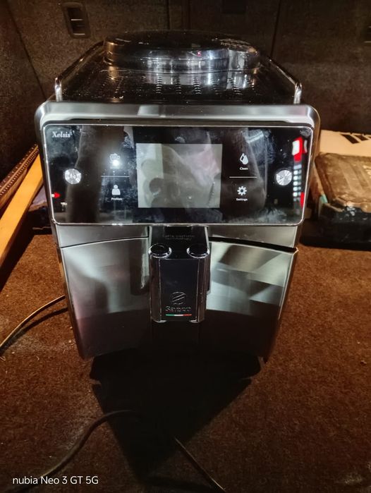 Expresor cafea boabe De'Lounghi