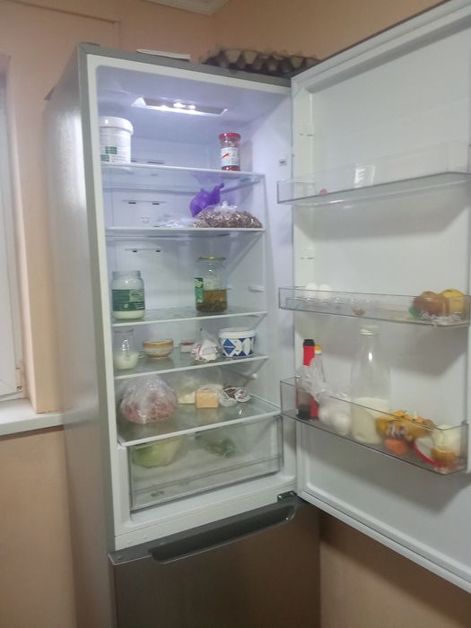 Гарнитур, мебель,  холодильник.