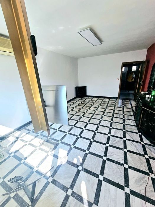 Продава се Къща в София, Левски - 190 кв.м за 1843 €/кв.м - Снимка #4