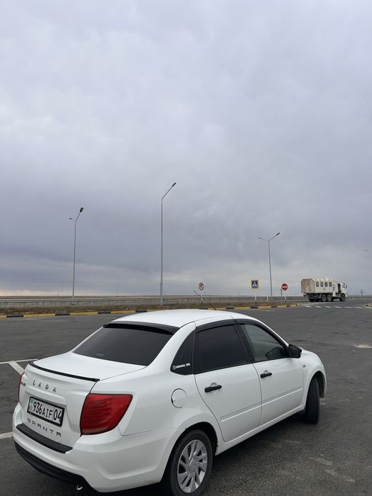 Лада Гранта 2018