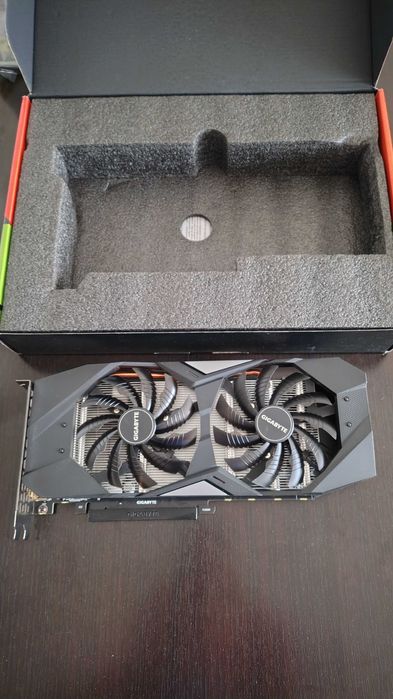 Видео карта gigabyte gtx 1660 ti нова
