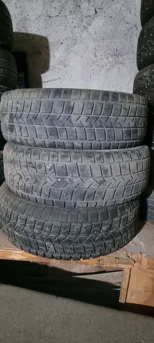 Продам резину на 16 на Ниву