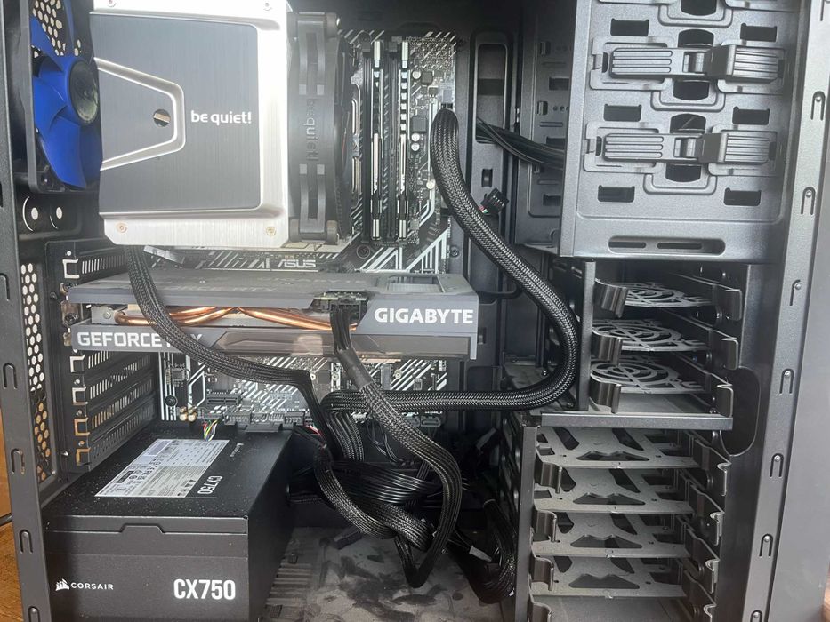 Геймърски компютър i7-11700F,  GIGABYTE GeForce RTX 3060 EAGLE 12G
