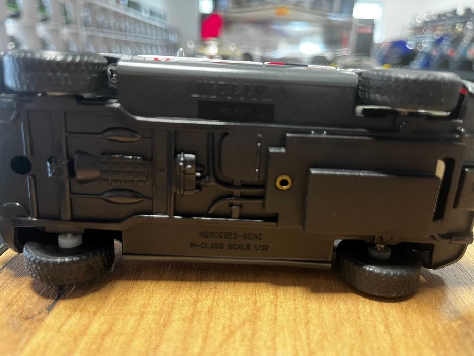 WELLY колекционерски модели  Mercedes ML / CLK DTM 1999 ,мащаб 1:32