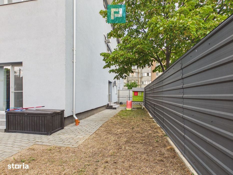 Apartament cu 3 camere si curte in Alfa