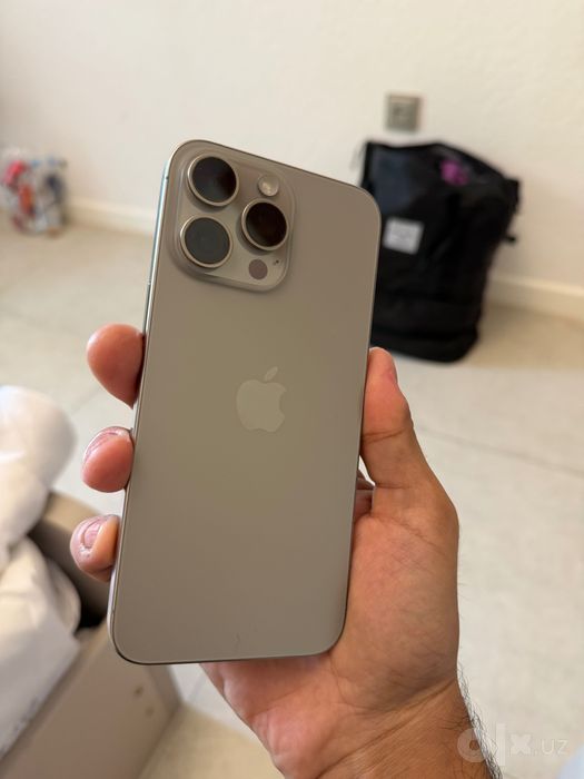 Iphone 15 pro max 256 идеал