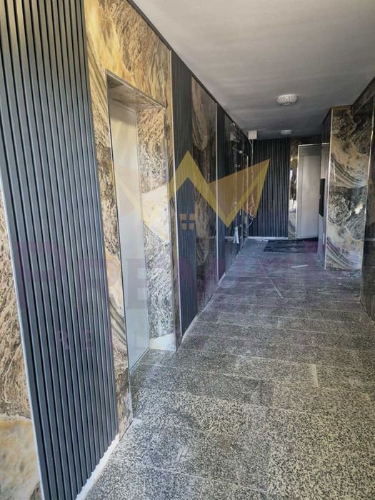 Продава се Тристаен апартамент в Бургас, Меден рудник - зона В - 99 кв.м за 603 €/кв.м - Снимка #3