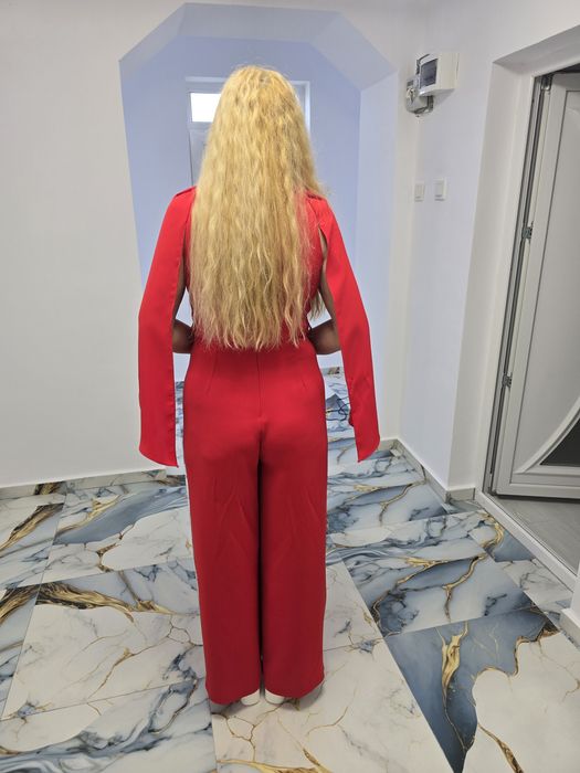 Salopeta roșie eleganta