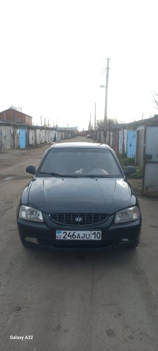 Машина Hyundai accent