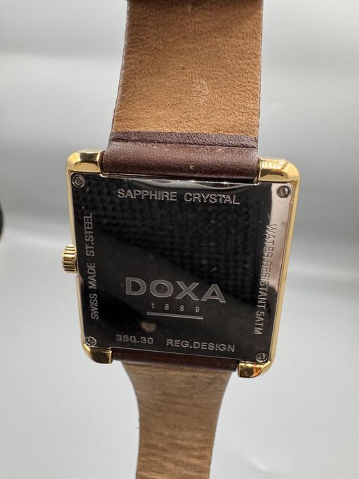 Ceas Doxa Grafic 350.30 34x37mm Curea Piele Maro Cristal Safir