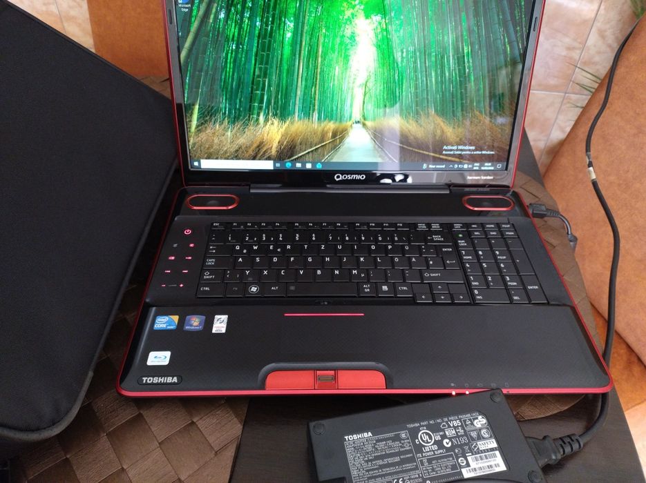 Leptop Toshiba Qiosimo