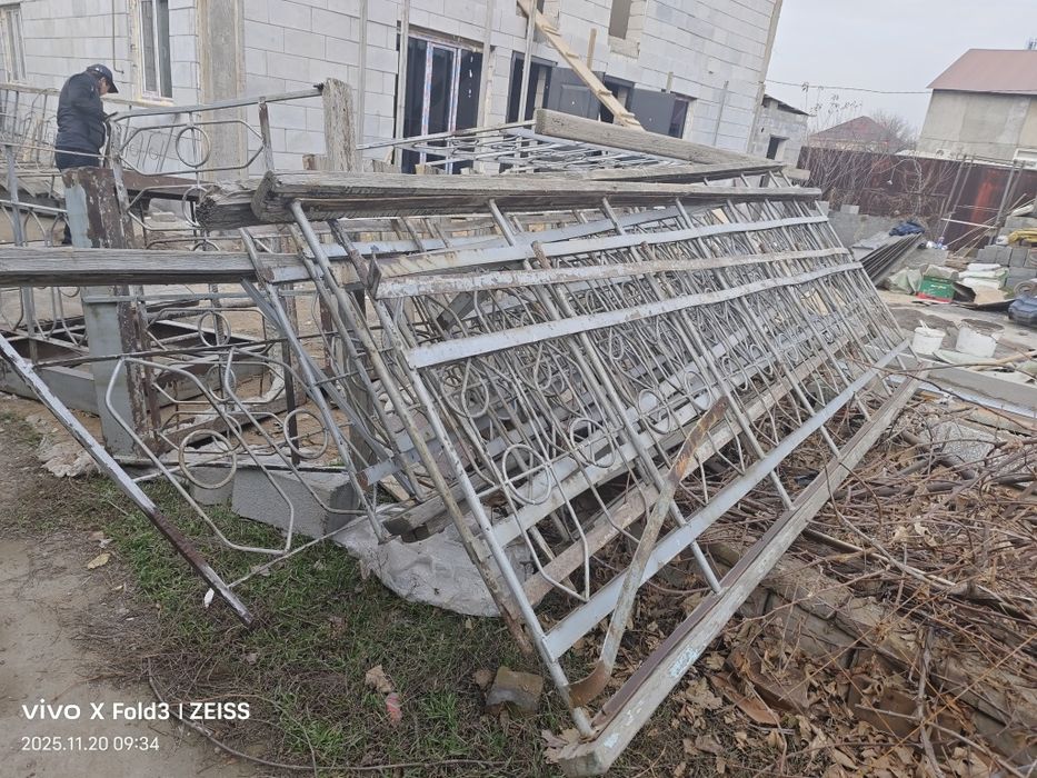 Железный лестница