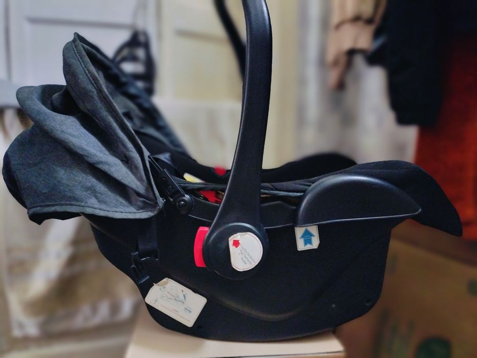 Детское сиденье.