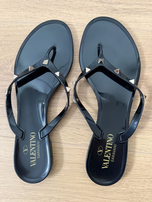 Papuci Valentino
