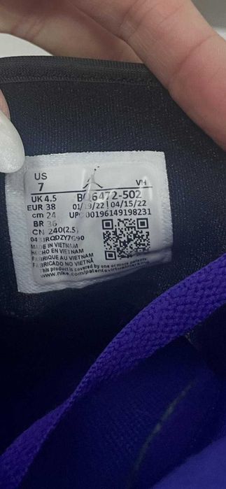 Air Jordan 1 Mid "Black Grape" Sneakers - Marime 38