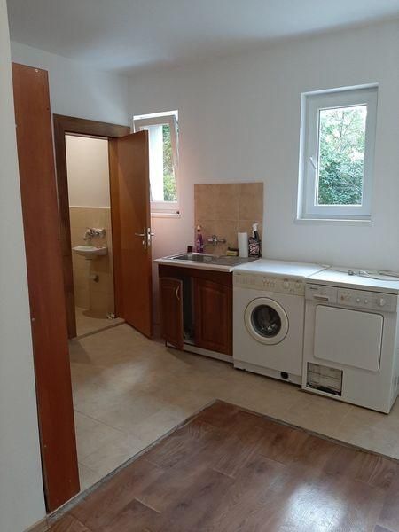 Дава се под наем Двустаен апартамент в София, Левски - 70 кв.м за 382.5 € - Снимка #1