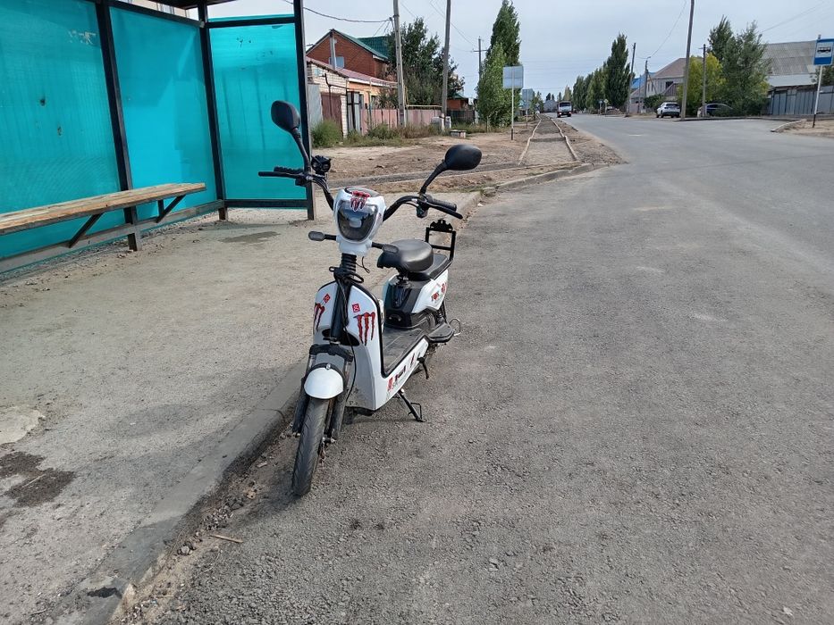 Продаю мопед скутер