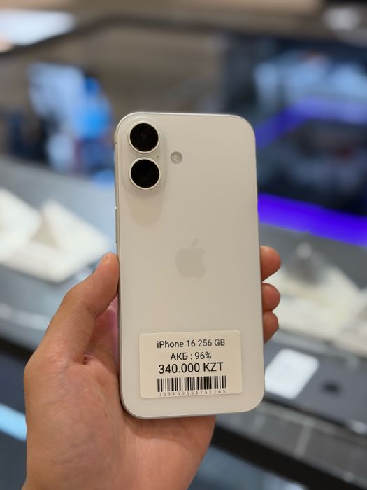 iPhone 16 / 256 / 96%