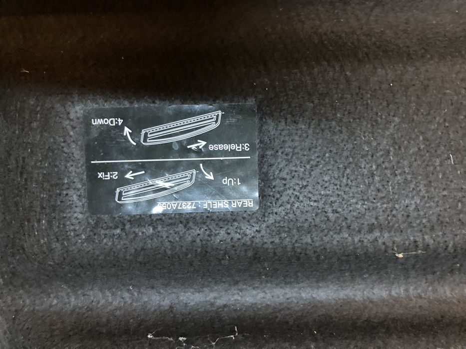 Кора за багажник за Рено Меган 98- 2004г