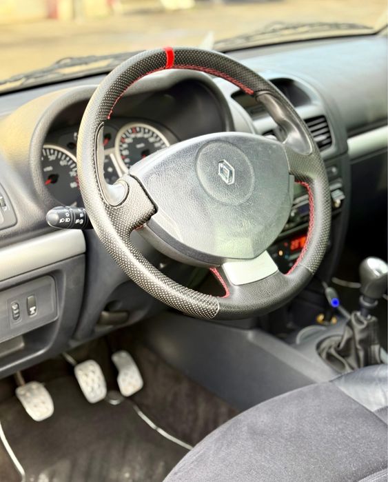 Renault Clio Sport 2.0