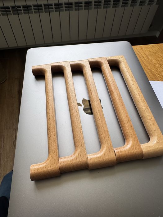 Дървени дръжки бук 160мм.