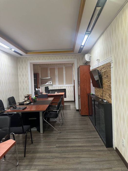 Продаётся офис улица Элбек Нукус Ц 1 центр