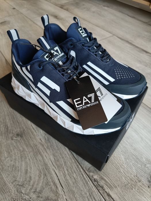 Оригинални маратонки Emporio Armani EA7 hombre C2 ultimate