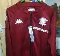 Bluza + Pantalon RAPID Bucuresti, Banii merg la un baiat bolnav.