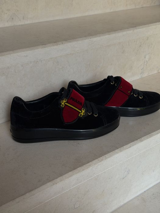 Оригинални Prada обувки