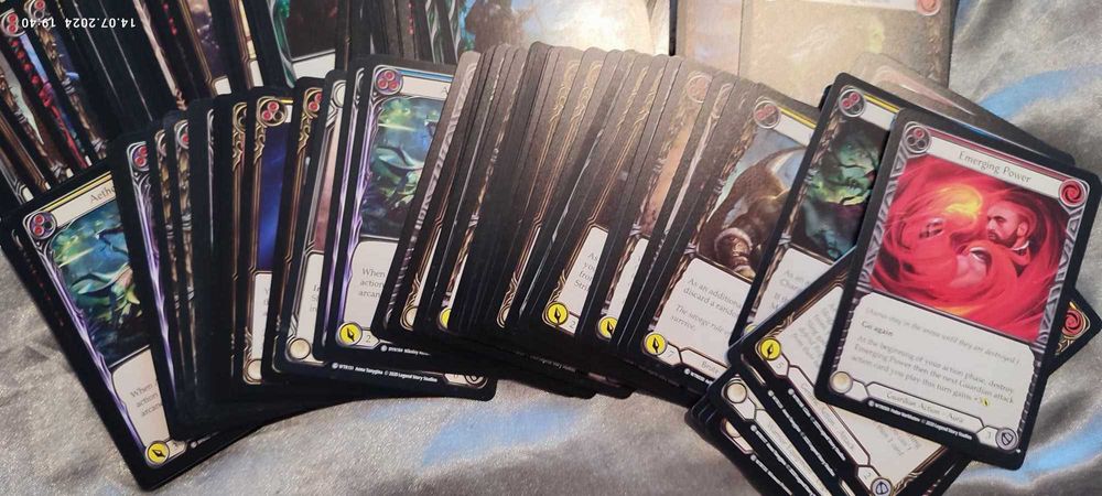 Карти Flesh and Blood (Над 360 бр.)