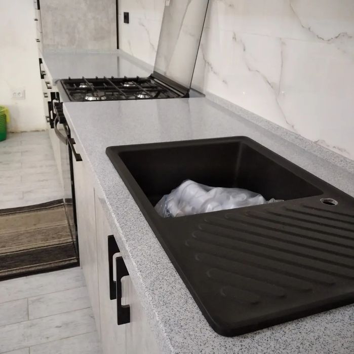 Столешница на заказ из искусственного камня кварц акрила