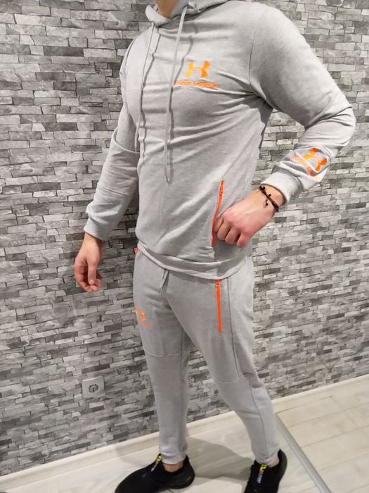 Мъжки спортен екип от памук или от полиамид