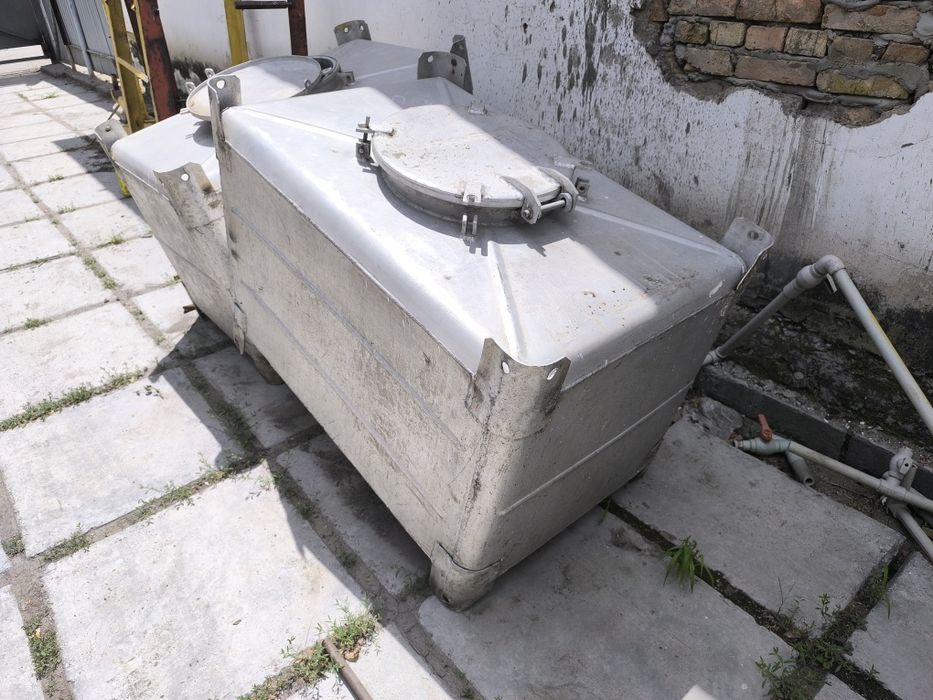 Алюминиевые баки 600 л