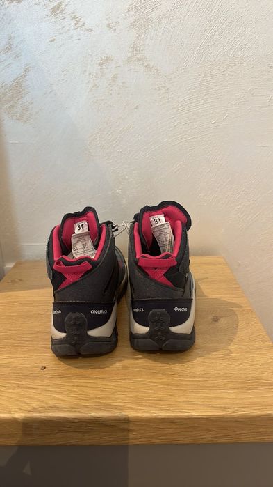 Планински обувки от Dekathlon