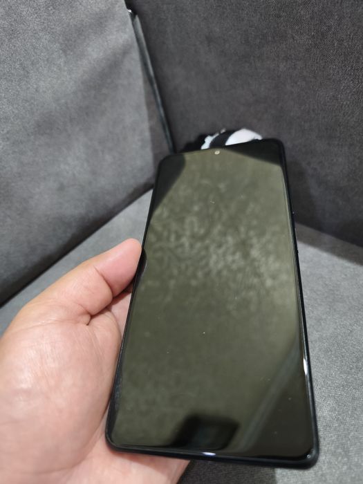 Продам Redmi note 10 pro в отличном состоянии