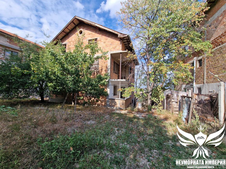 Продава се Къща в Асеновград - 424 кв.м за 399 €/кв.м - Снимка #18