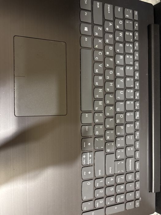 Ноутбук в хорошем состояний