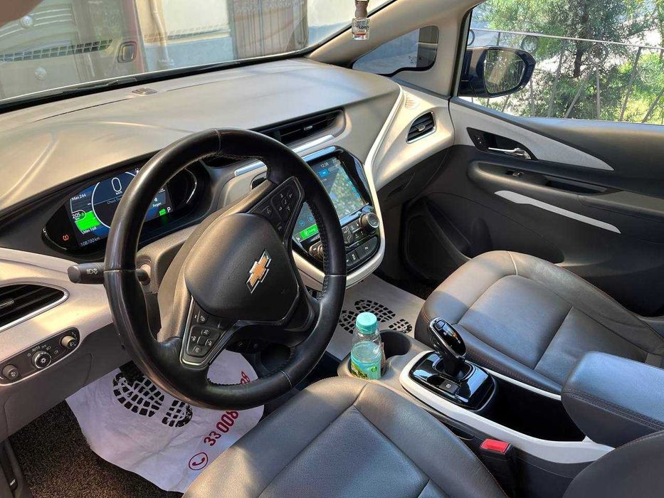 Продяется Chevrolet Bolt