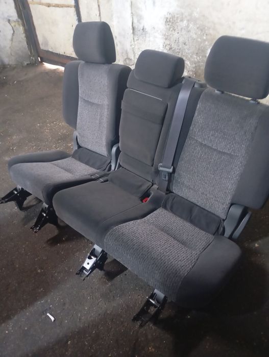Продам комплект сидений