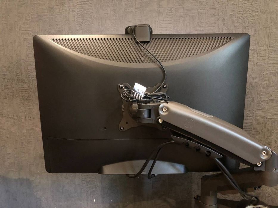 Компьютер Mac / macOS 15 [Hackintosh в корпусе PowerMac G4, «кастом»]