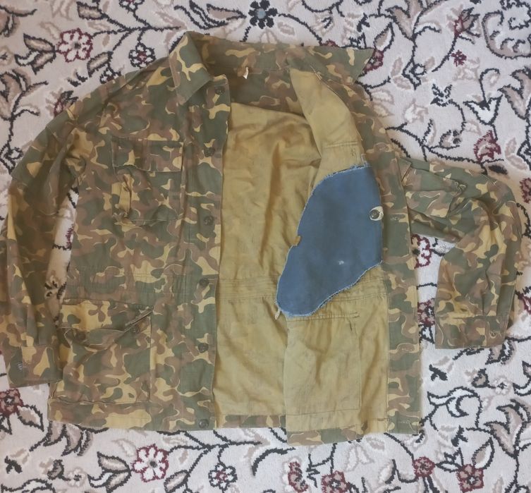Военный форма бутан ссср  150 тысяч