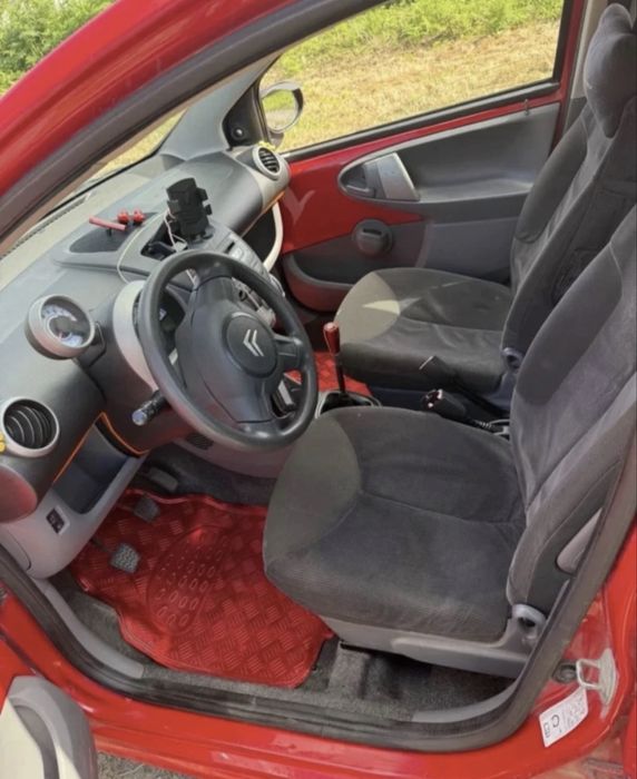 Продавам Citroen C1