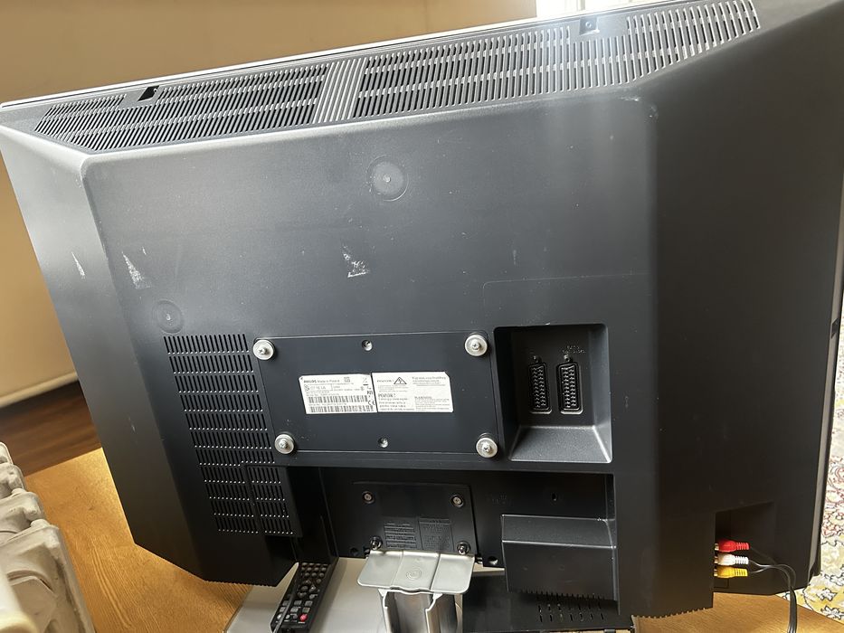 Продам польский телевизор philips