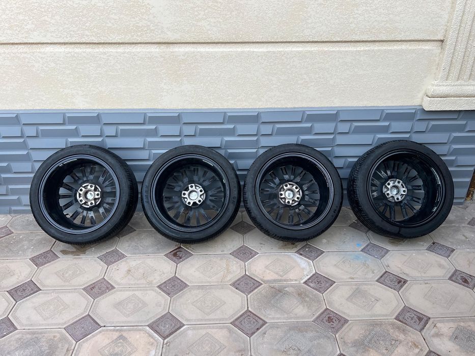 Продам резину с дисками Toyota camry 55