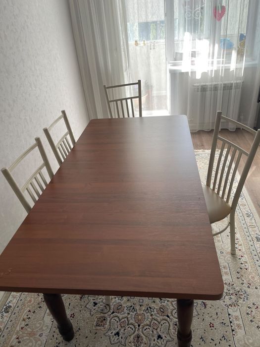 Продам стол и стулья